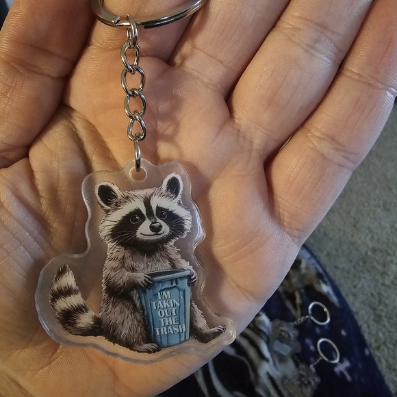 Raccoon Keychain - Black and White - Picture 10 of 12